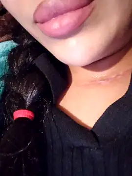 Snapshot of Sexlove1xo chatting on 11/25/25, 10:04 Sexlove1xo online show from 11/25/25, 10:04