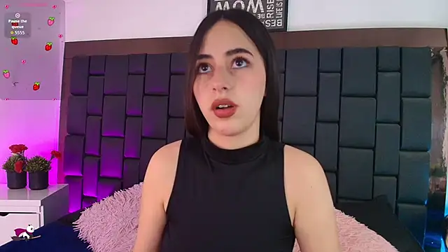 Snapshot of Lexi_Howard_ chatting on 10/24/25, 05:04 Lexi Howard  online show from 10/24/25, 05:04