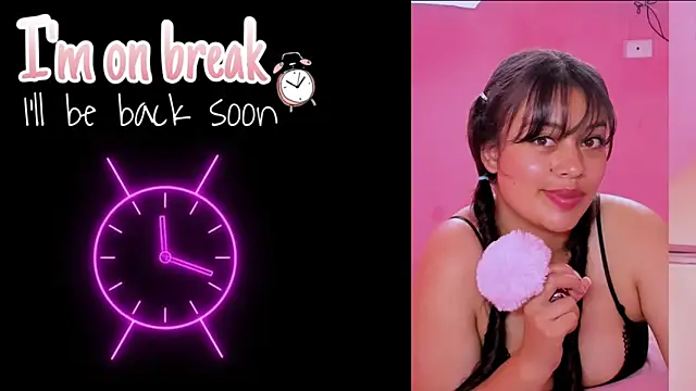 Mila roussee online show from 10/10/25, 12:42