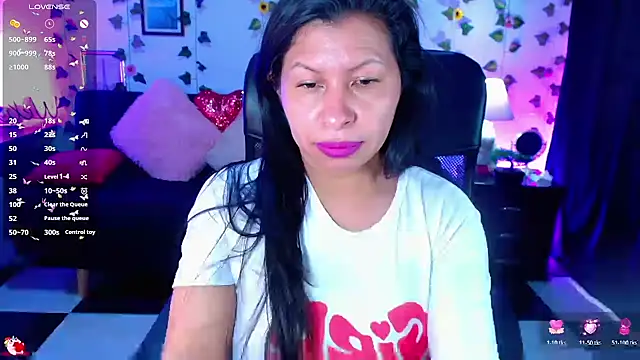 Snapshot of AbbyPrincessAGT chatting on 06/13/26, 03:32 AbbyPrincessAGT online show from 06/13/26, 03:32