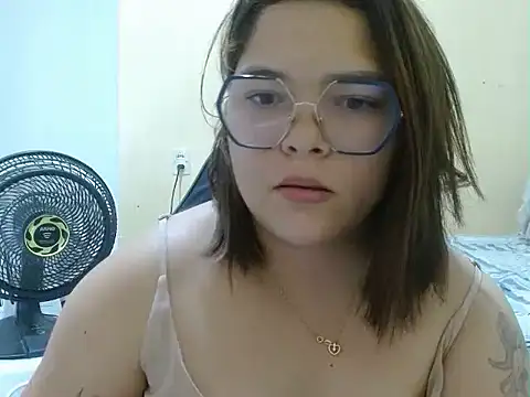 Snapshot of GoddessChaar chatting on 02/23/25, 08:44 GoddessChaar online show from 02/23/25, 08:44