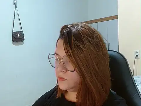 Snapshot of GoddessChaar chatting on 02/28/25, 09:44 GoddessChaar online show from 02/28/25, 09:44