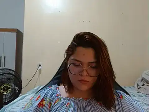 Snapshot of GoddessChaar chatting on 03/08/25, 12:09 GoddessChaar online show from 03/08/25, 12:09