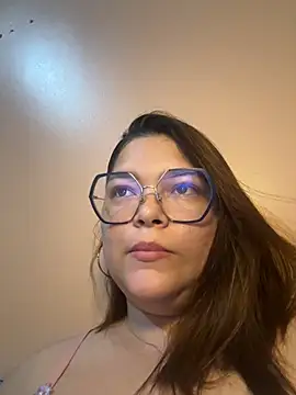 Snapshot of GoddessChaar chatting on 11/28/25, 08:17 GoddessChaar online show from 11/28/25, 08:17