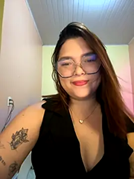 Snapshot of GoddessChaar chatting on 11/28/25, 11:07 GoddessChaar online show from 11/28/25, 11:07