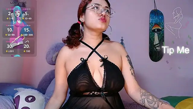 Maddy Jhonsson online show from 09/30/25, 11:10