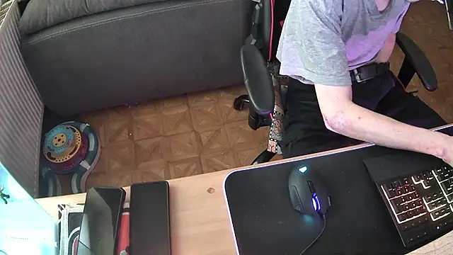 DerGeileLoveboy online show from 11/01/25, 12:40