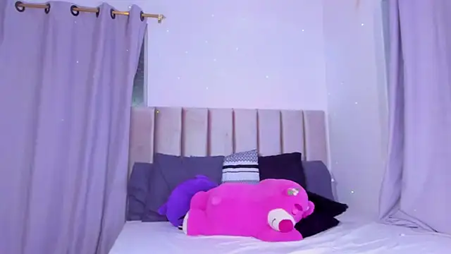 Anaroussew02 online show from 02/06/26, 03:55