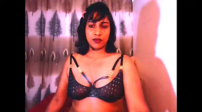 Snapshot of Indian_Erotic69 chatting on 02/21/25, 08:51 Indian Erotic69 online show from 02/21/25, 08:51