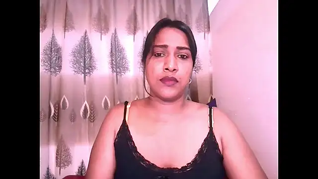 Snapshot of Indian_Erotic69 chatting on 03/14/25, 05:16 Indian Erotic69 online show from 03/14/25, 05:16