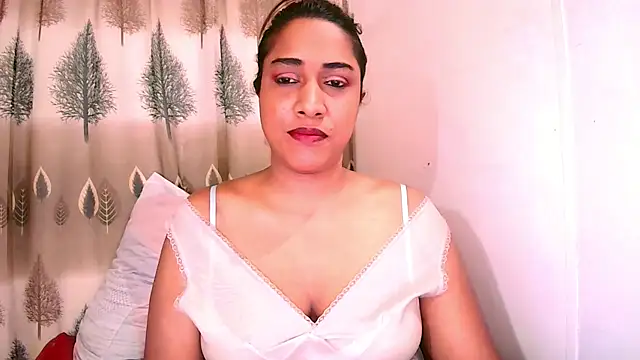 Snapshot of Indian_Erotic69 chatting on 04/25/26, 05:10 Indian Erotic69 online show from 04/25/26, 05:10