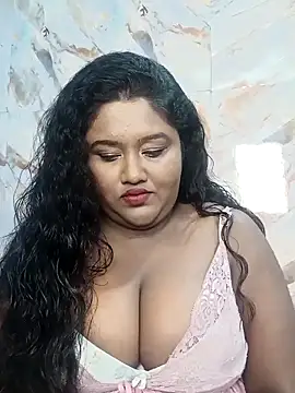 Snapshot of horny_diana chatting on 10/04/25, 06:28 horny diana online show from 10/04/25, 06:28