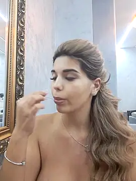 Bella Posh online show from 11/27/25, 05:53