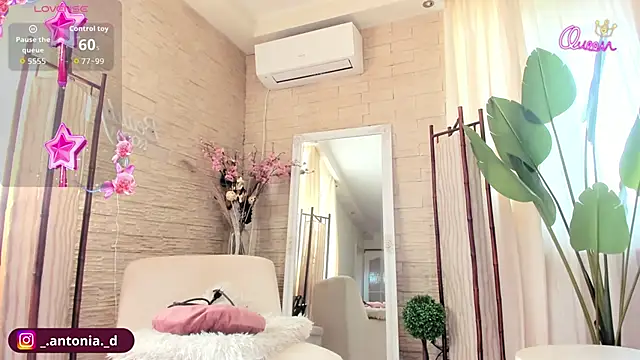 Bella Posh online show from 04/24/26, 06:49