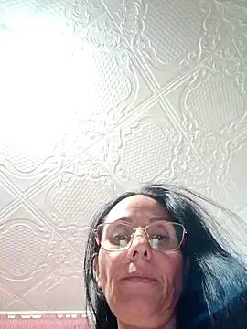 Snapshot of Ramona870 chatting on 10/01/25, 02:12 Ramona870 online show from 10/01/25, 02:12