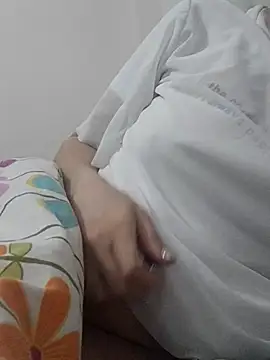 Snapshot of BUSE8821 chatting on 09/22/25, 07:05 BUSE8821 online show from 09/22/25, 07:05