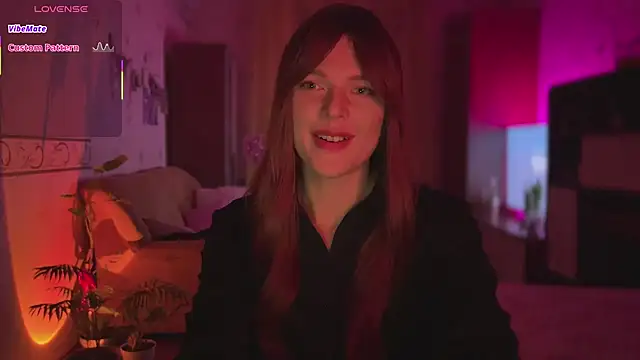 CherryRed Girl online show from 03/26/26, 10:48