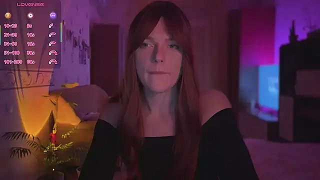 CherryRed Girl online show from 04/11/26, 09:19