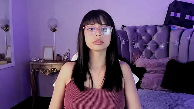 Snapshot of Seren_Bleck chatting on 10/22/25, 02:56 Seren Bleck online show from 10/22/25, 02:56