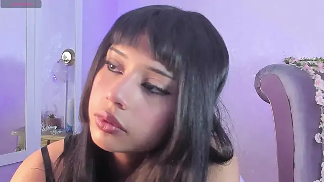 Snapshot of Seren_Bleck chatting on 11/19/25, 02:55 Seren Bleck online show from 11/19/25, 02:55