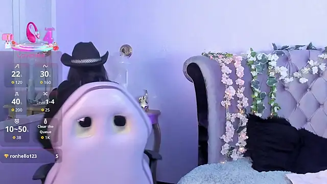 Snapshot of Seren_Bleck chatting on 11/20/25, 02:34 Seren Bleck online show from 11/20/25, 02:34