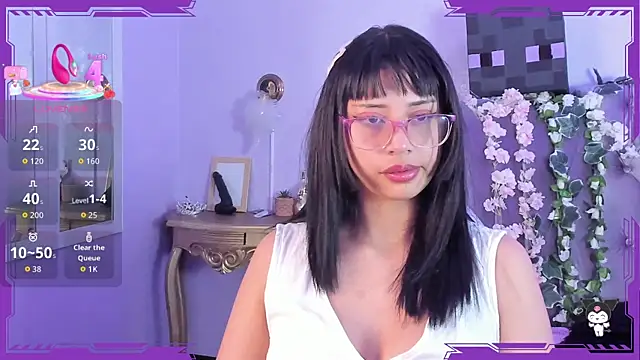 Snapshot of Seren_Bleck chatting on 11/22/25, 02:32 Seren Bleck online show from 11/22/25, 02:32