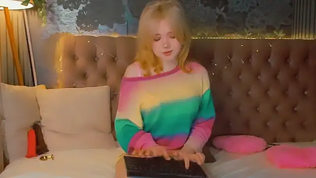 EmilyAngells online show from 03/02/26, 06:47