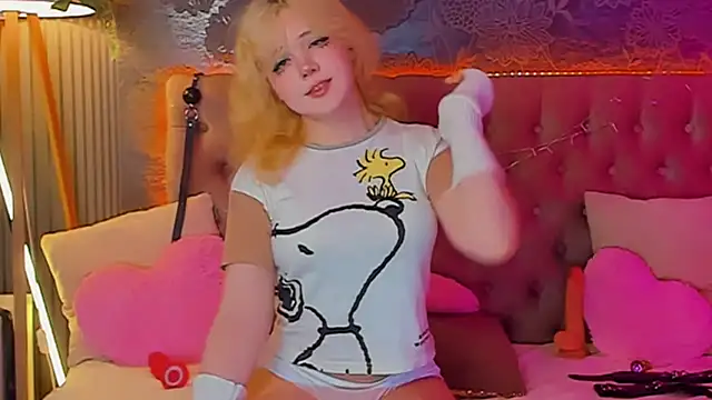 EmilyAngells online show from 04/21/26, 05:47