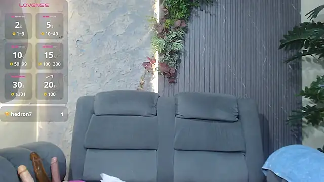 denise babe  online show from 11/25/25, 12:05