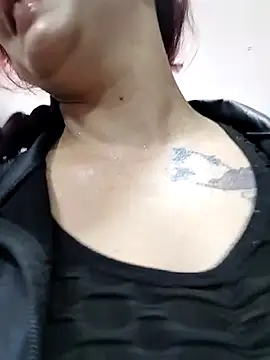 Megan-01- online show from 03/03/25, 03:53