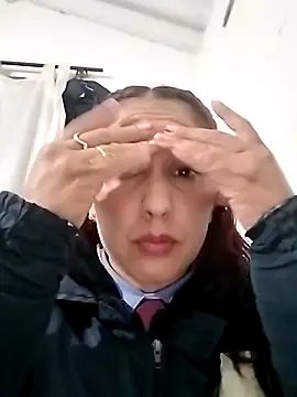 Megan-01- online show from 03/15/25, 12:47