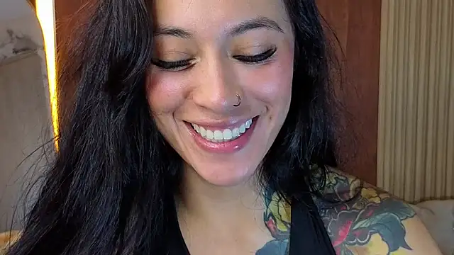Isabella Collen v online show from 07/23/26, 02:04