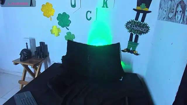 Snapshot of ChloeAllennn chatting on 03/18/25, 03:31 ChloeAllennn online show from 03/18/25, 03:31