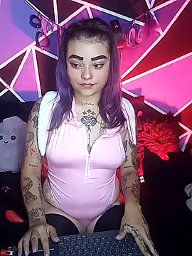 Snapshot of ChloeAllennn chatting on 09/12/25, 11:10 ChloeAllennn online show from 09/12/25, 11:10