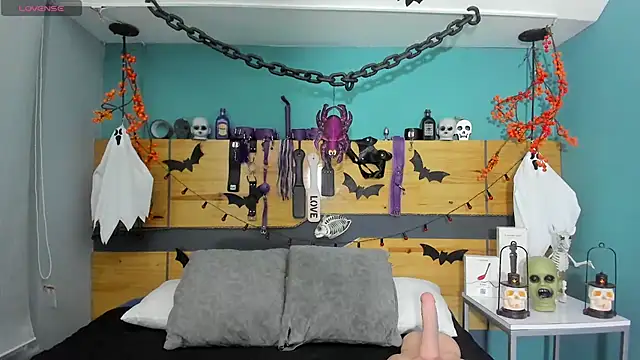 Snapshot of ChloeAllennn chatting on 10/23/25, 11:42 ChloeAllennn online show from 10/23/25, 11:42