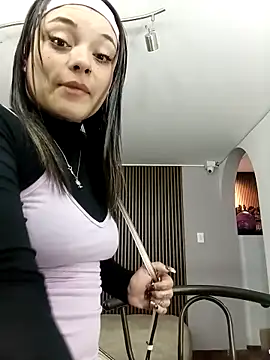 ChloeAllennn online show from 04/23/26, 11:31