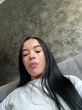 Antonella Smiith  online show from 04/14/26, 01:39