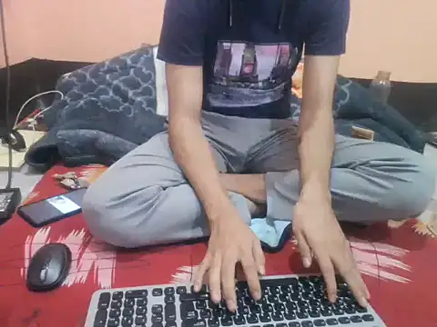 Snapshot of rahulkajuuu0909 chatting on 11/18/25, 06:01 rahulkajuuu0909 online show from 11/18/25, 06:01