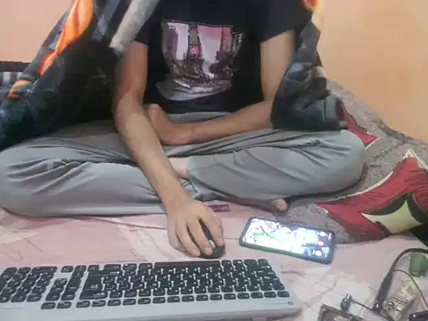 Snapshot of rahulkajuuu0909 chatting on 11/21/25, 10:19 rahulkajuuu0909 online show from 11/21/25, 10:19