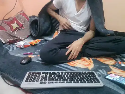 Snapshot of rahulkajuuu0909 chatting on 11/24/25, 05:56 rahulkajuuu0909 online show from 11/24/25, 05:56