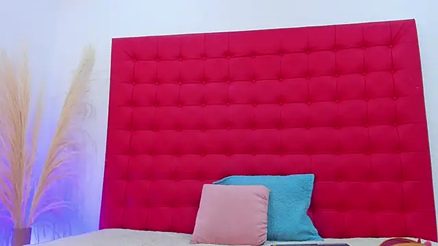 Snapshot of Maite_Smith_ chatting on 02/25/25, 12:13 Maite Smith online show from 02/25/25, 12:13