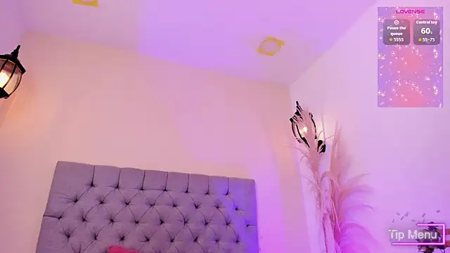 Maite Smith  online show from 03/06/26, 02:46