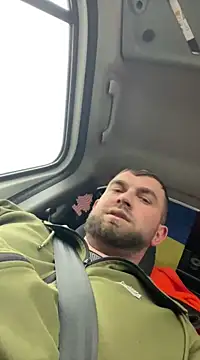 Snapshot of daniel21p chatting on 03/11/25, 03:23 daniel21p online show from 03/11/25, 03:23