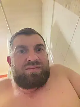 Snapshot of daniel21p chatting on 03/22/25, 10:04 daniel21p online show from 03/22/25, 10:04