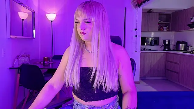 ScarletThompsonx online show from 02/18/26, 03:24