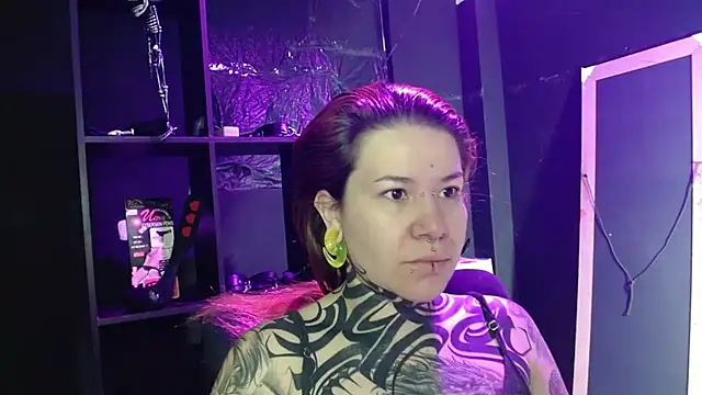 Pandora 9666 online show from 10/13/25, 01:44