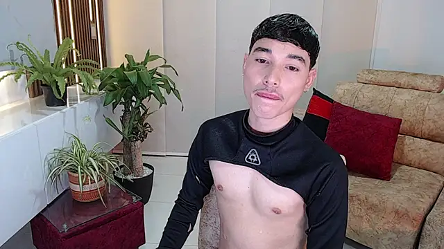 Snapshot of cod_dolll chatting on 09/16/25, 12:44 cod dolll online show from 09/16/25, 12:44