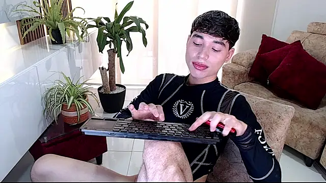 Snapshot of cod_dolll chatting on 01/13/26, 10:37 cod dolll online show from 01/13/26, 10:37