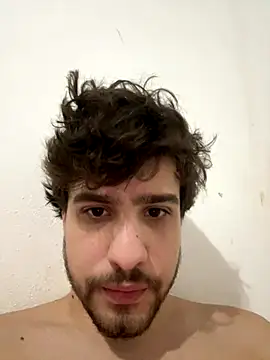 Snapshot of zJaulin chatting on 10/28/25, 02:15 zJaulin online show from 10/28/25, 02:15