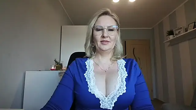 DianaLive online show from 03/03/26, 07:25